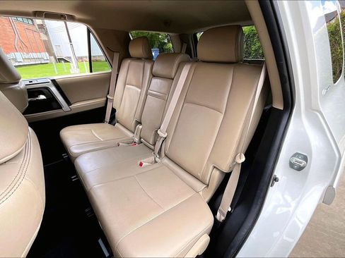 Used 2022 Toyota 4Runner Limited AWD/4WD image 27