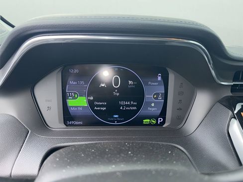 Used 2023 Chevrolet Bolt EUV LT w/ Convenience Package FWD image 6