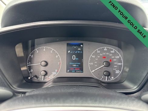 Used 2025 Toyota Corolla Cross LE image 18