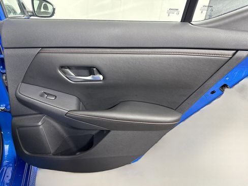 Used 2025 Nissan Sentra SR image 28