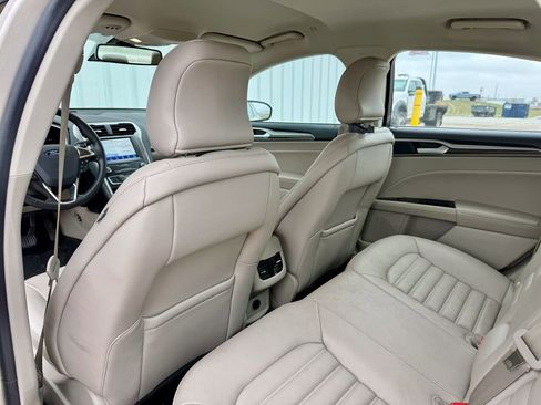 Certified 2019 Ford Fusion SEL image 12