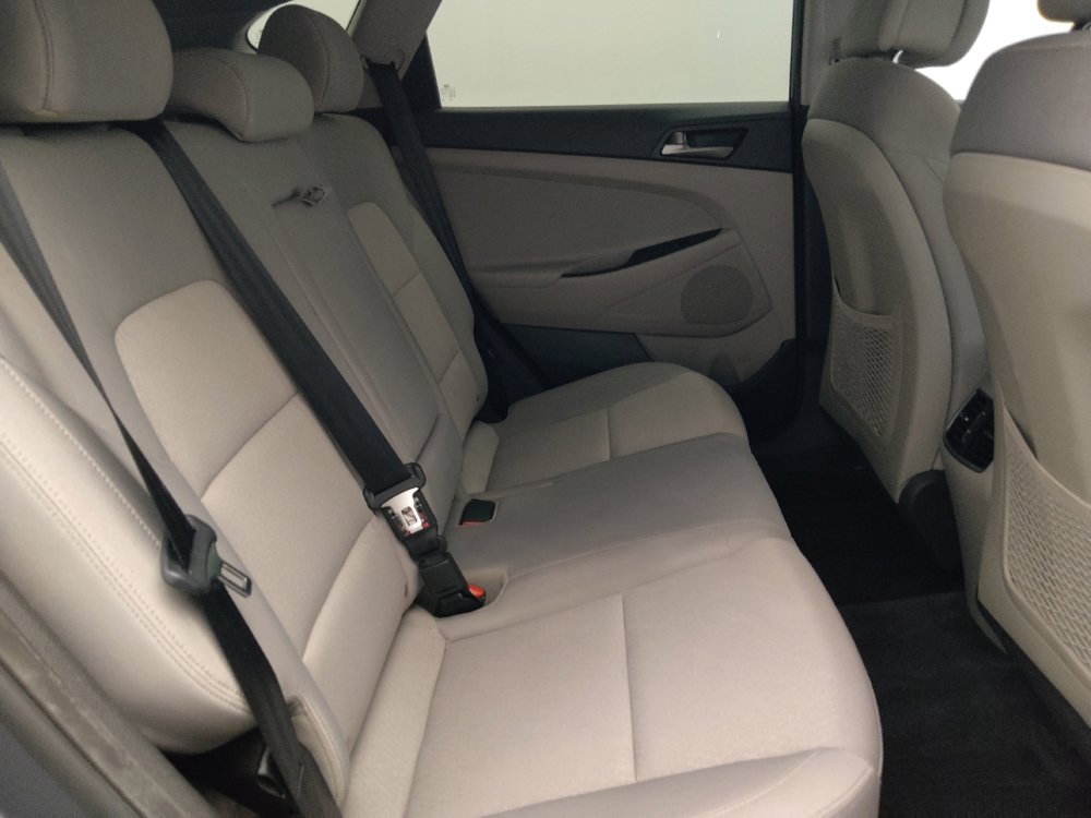 Used 2018 Hyundai Tucson Value w/ Cargo Package FWD image 19