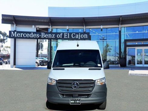 New 2025 Mercedes-Benz Sprinter 2500 image 2