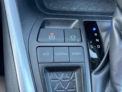 Certified 2025 Toyota RAV4 XLE Premium FWD image 35