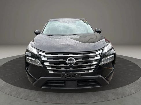 Used 2025 Nissan Rogue SV AWD/4WD image 2