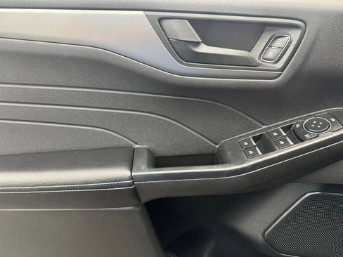 Used 2023 Ford Escape Active image 17