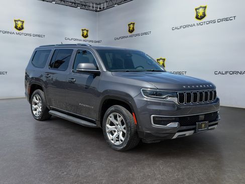 Used 2022 Jeep Wagoneer Series II RWD image 7