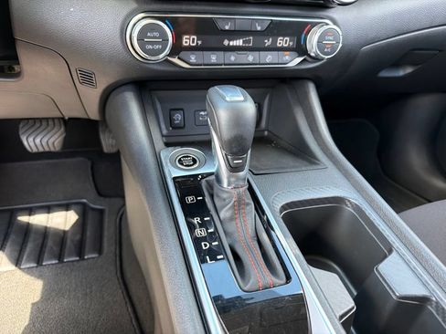 Certified 2024 Nissan Sentra SR FWD image 14