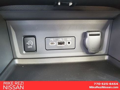 New 2025 Nissan Sentra SV w/ SV Premium Package image 18