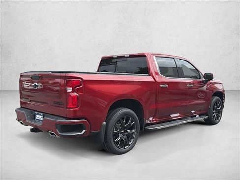 Used 2022 Chevrolet Silverado 1500 High Country w/ LPO, Dark Essentials Package AWD/4WD image 5