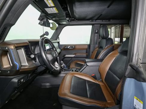 Used 2022 Ford Bronco Outer Banks AWD/4WD image 36