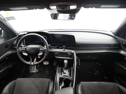 Used 2025 Hyundai Elantra N FWD image 10