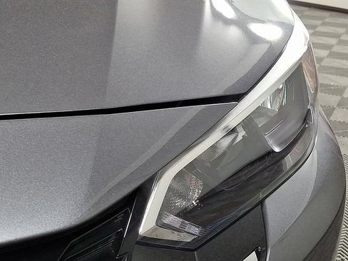 Used 2025 Nissan Sentra SV FWD image 12