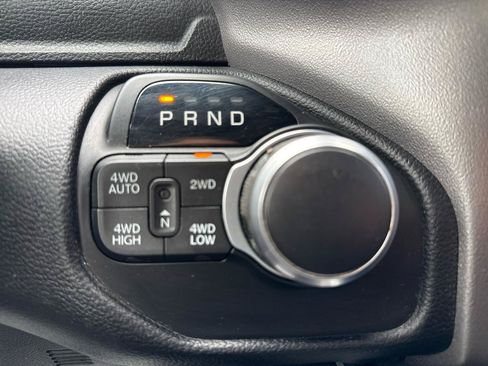 Used 2019 RAM 1500 Big Horn AWD/4WD image 42