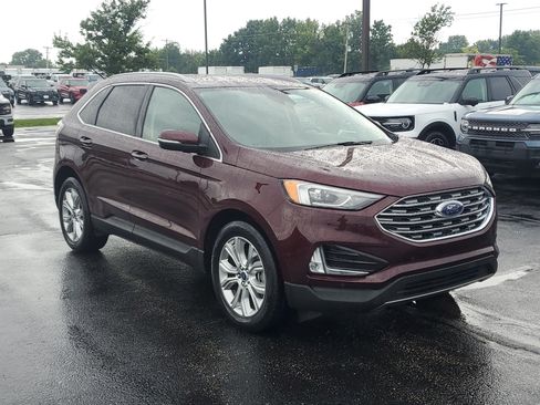 Used 2020 Ford Edge Titanium AWD/4WD image 5