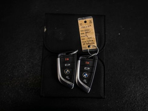 Used 2021 BMW X3 xDrive30i w/ Premium Package image 51