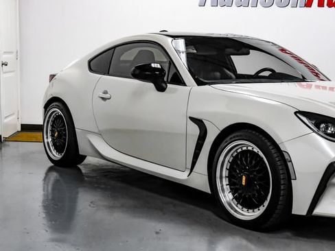 Used 2022 Toyota GR86 Premium w/ ALL Weather Mat Package (TMS) RWD image 5