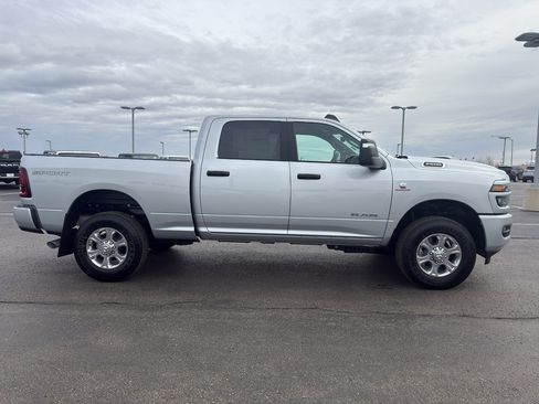 New 2026 RAM 2500 Big Horn AWD/4WD image 5