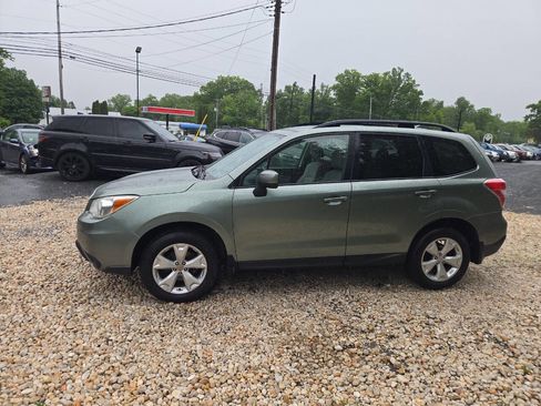 Used 2016 Subaru Forester 2.5i Premium w/ Protection Package #1 AWD/4WD image 2