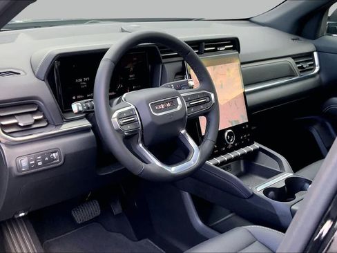 Used 2026 GMC Terrain Elevation w/ Elevation Premium Package AWD/4WD image 17