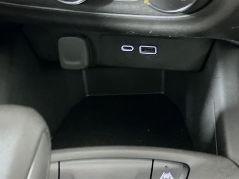 Used 2024 Chevrolet Trax LS FWD image 25