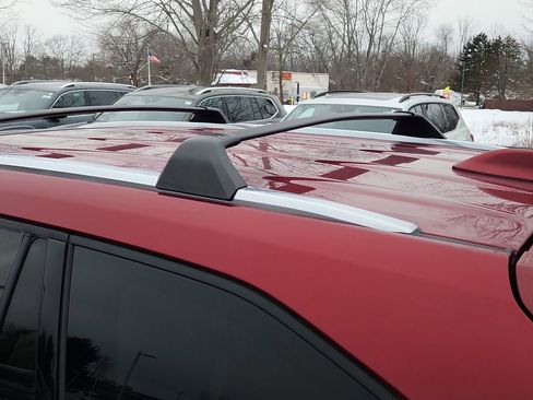 Used 2020 Toyota Highlander XLE image 23