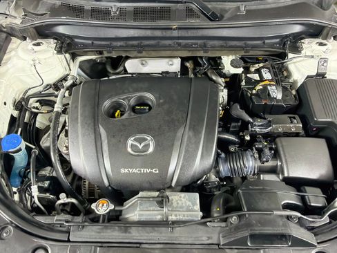 Used 2021 MAZDA CX-5 Touring FWD image 32