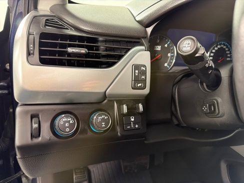 Used 2017 Chevrolet Tahoe LT w/ Luxury Package image 14