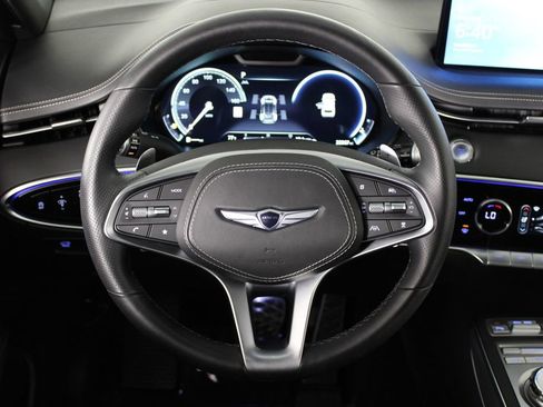 Used 2023 Genesis GV70 2.5T Sport Prestige w/ Sport Prestige Package image 7