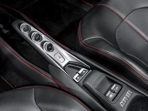 Used 2023 Ferrari F8 Tributo RWD image 24