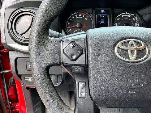Used 2022 Toyota Tacoma SR w/ SR Convenience Package RWD image 10