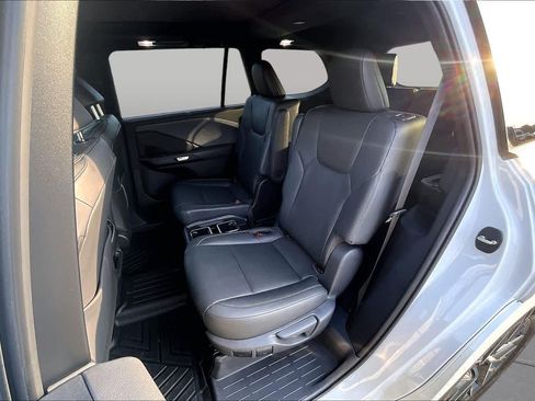Used 2025 Lexus TX 350 AWD w/ Technology Package image 21