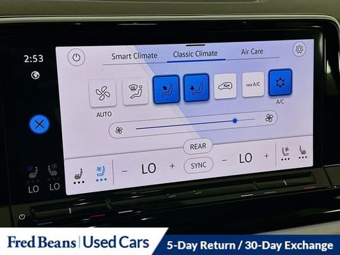 Used 2024 Volkswagen Atlas SEL Premium R-Line image 16