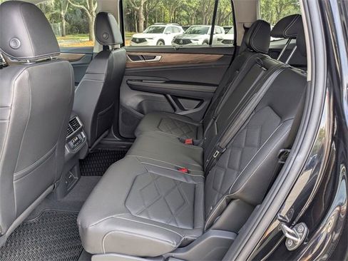 New 2026 Volkswagen Atlas SE image 15
