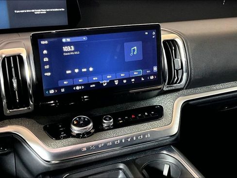 Used 2025 Ford Expedition Tremor AWD/4WD image 5