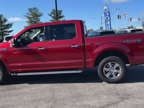 Used 2016 Ford F150 XLT w/ Equipment Group 302A Luxury AWD/4WD image 8
