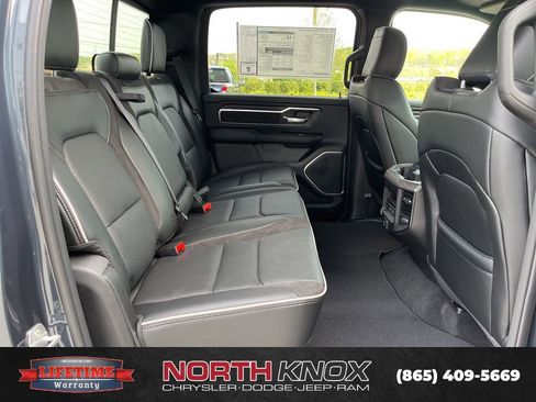 New 2026 RAM 1500 Laramie AWD/4WD image 21