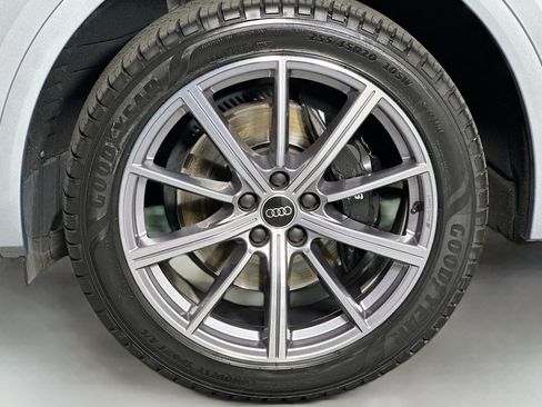 Used 2023 Audi SQ5 Premium Plus w/ Premium Plus Package AWD/4WD image 11