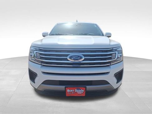 Used 2021 Ford Expedition XLT RWD image 2