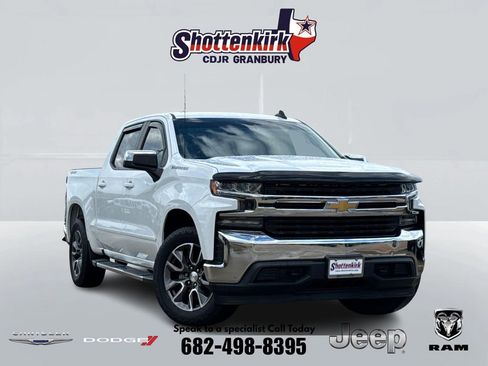 Used 2022 Chevrolet Silverado 1500 LT image 1