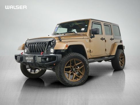 Used 2015 Jeep Wrangler Unlimited Sahara w/ Connectivity Group AWD/4WD image 1