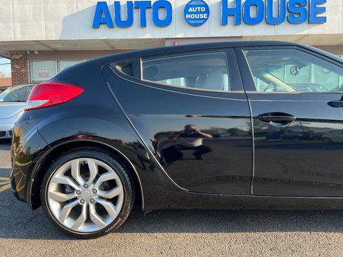 Used 2013 Hyundai Veloster w/ Style Pkg FWD image 37
