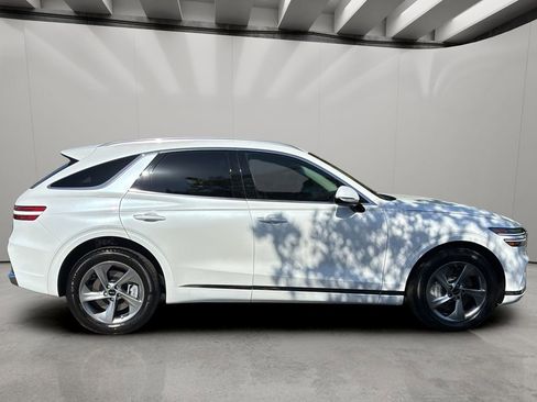 Certified 2026 Genesis GV70 2.5T AWD/4WD image 6