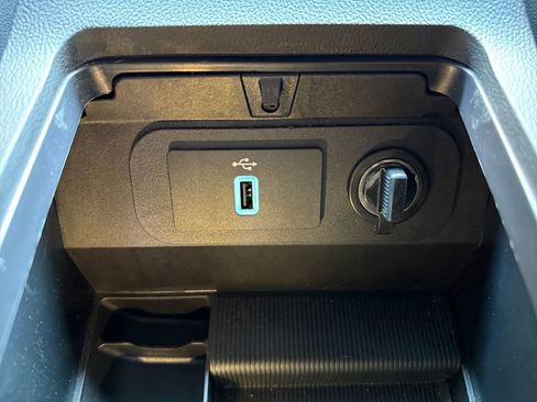 Used 2016 Ford Mustang GT Premium w/ Equipment Group 401A RWD image 29