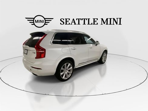 Used 2016 Volvo XC90 T8 Inscription AWD/4WD image 11