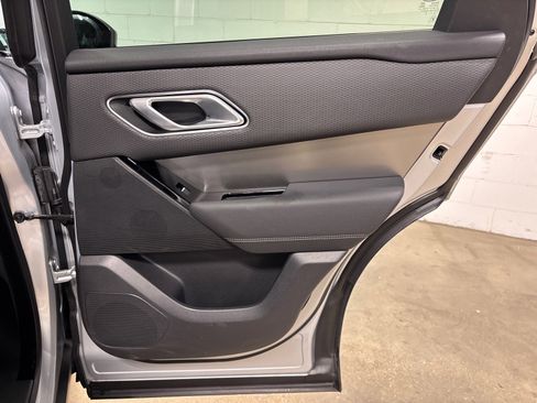 Used 2023 Land Rover Range Rover Velar S AWD/4WD image 41