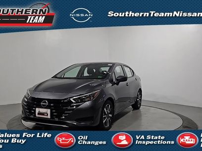 New 2025 Nissan Versa SV w/ Trunk Package