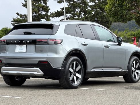 Used 2024 Honda Prologue Touring image 8