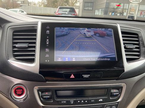 Used 2017 Honda Pilot EX-L image 17