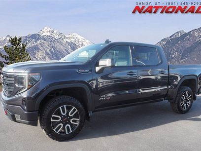 Used 2022 GMC Sierra 1500 AT4 w/ Technology Package